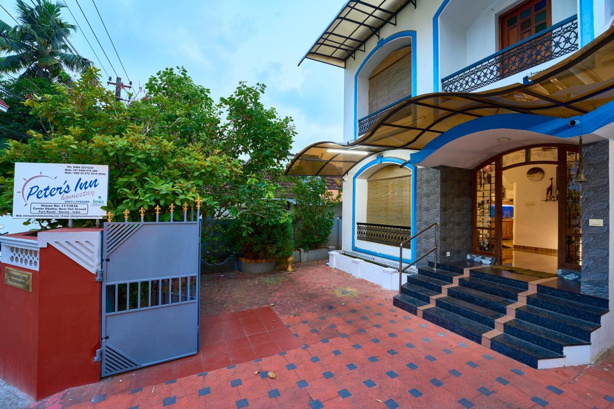 Peter'S Inn Kochi Exterior foto